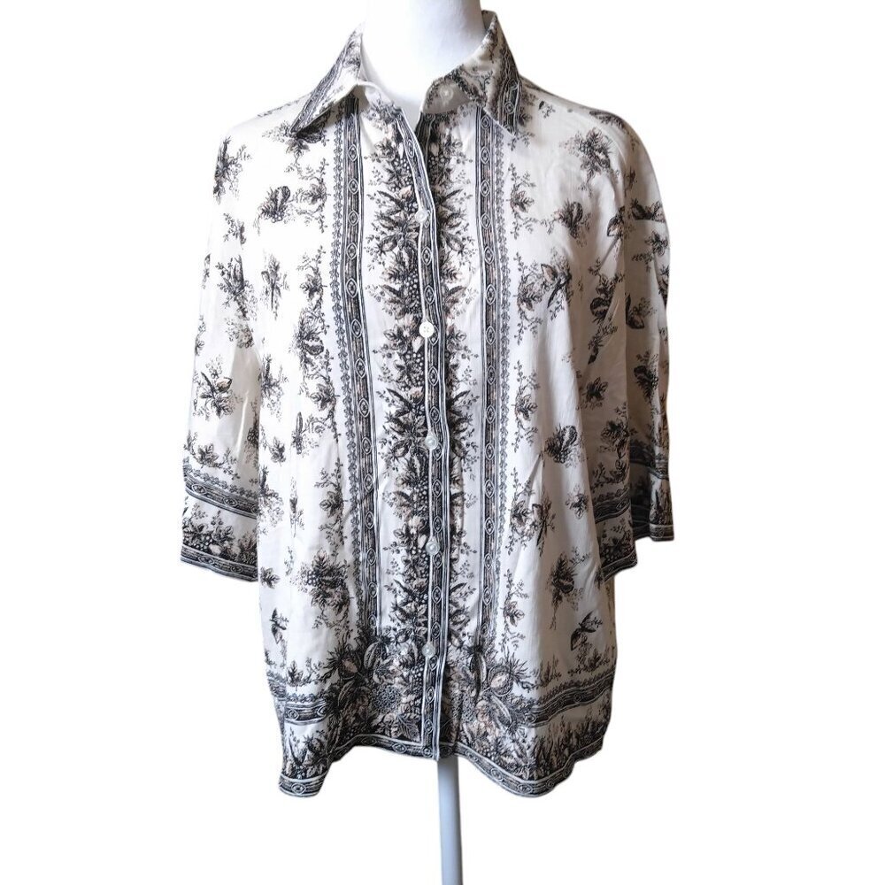 Max Studio London Size Small Boxy Floral Short Sleeve Button Front Shirt